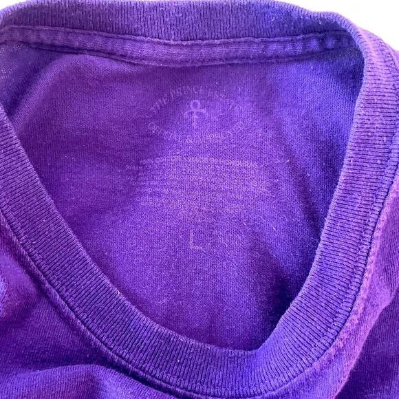 ✨The Prince Estate Official & Approved✨ “Purple Rain” Tee - Picture 3 of 5